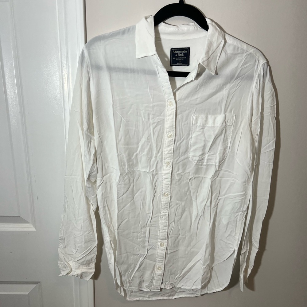 Abercrombie & Fitch Button Up women’s